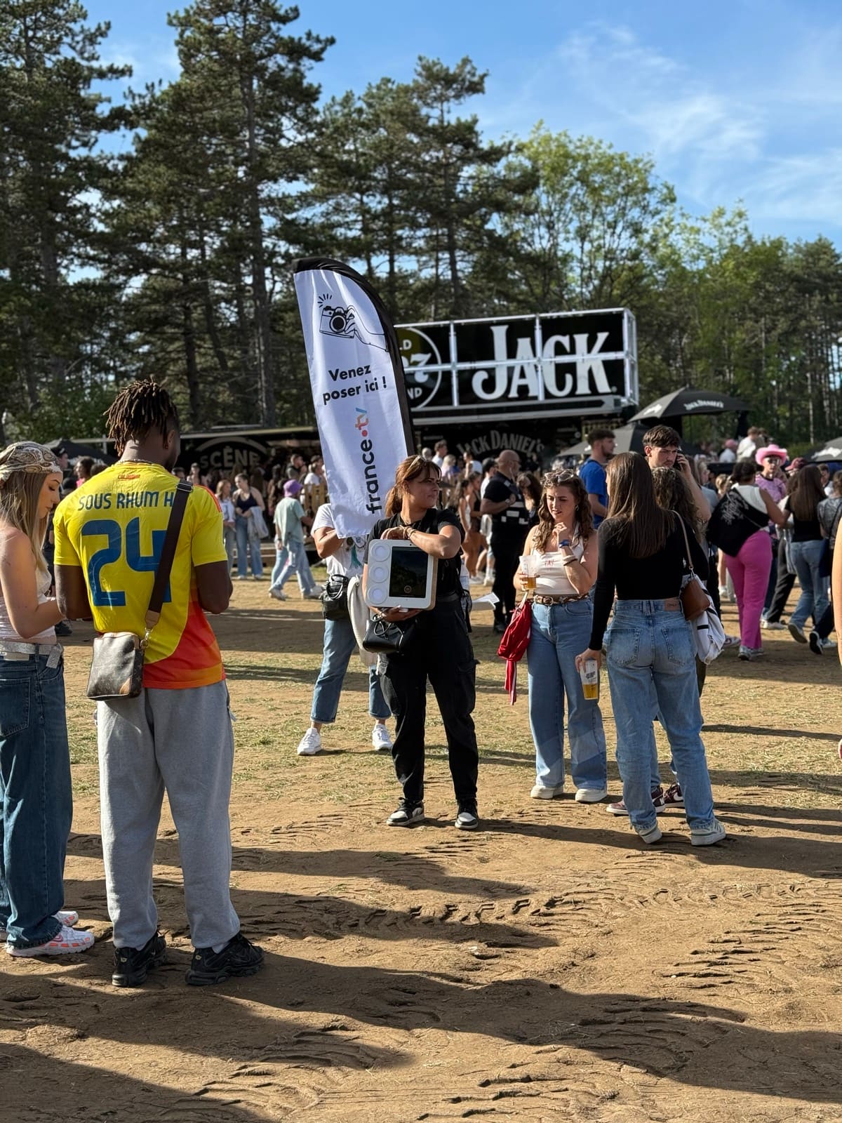 Badabooth portátil en acción en un festival al aire libre